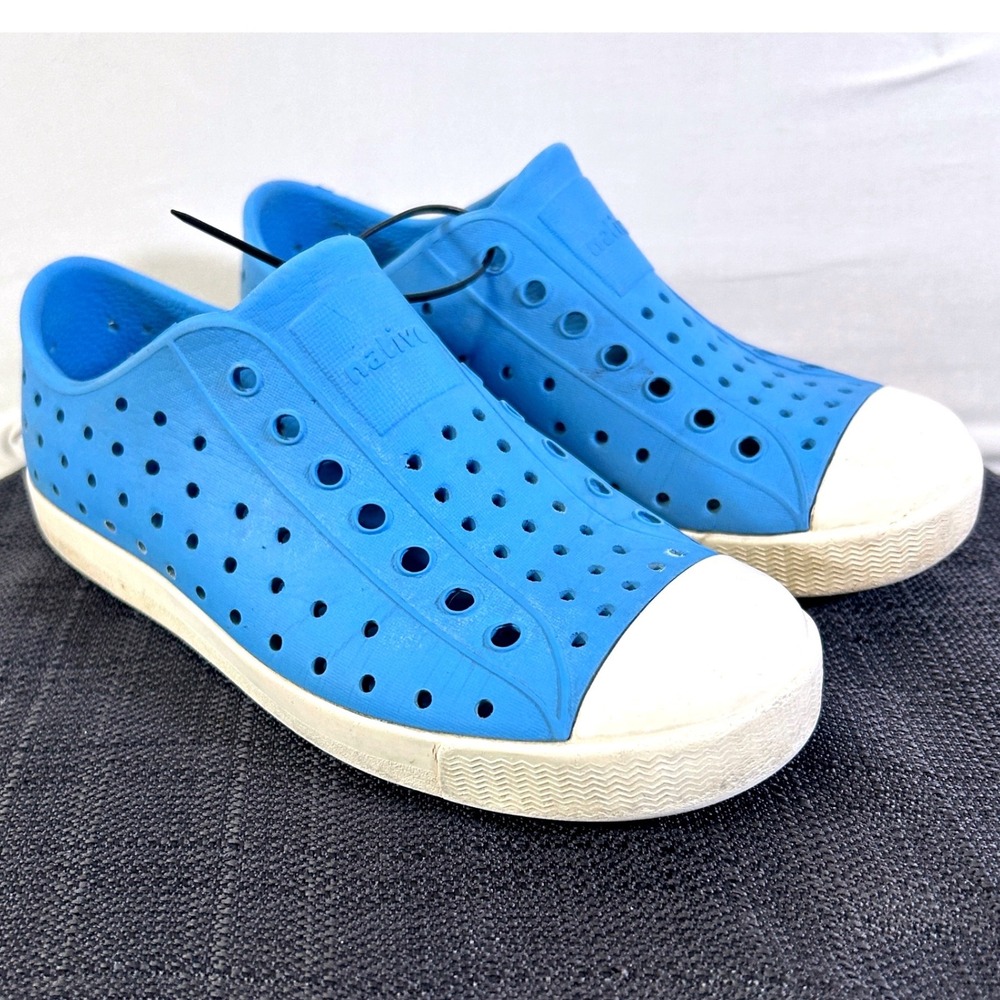 Native Jefferson Blue White Perforated Slip On Kids Shoes C13